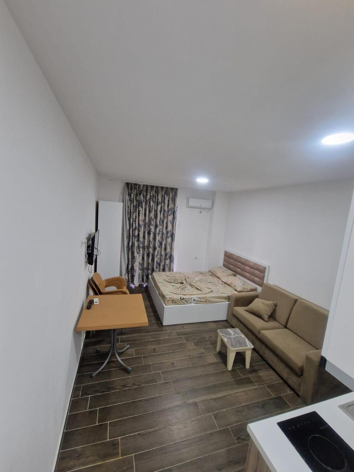 Apartment Summer In *